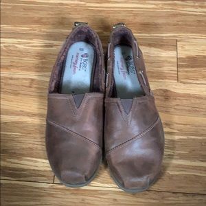 Size 9 Bobs brown slip-ons